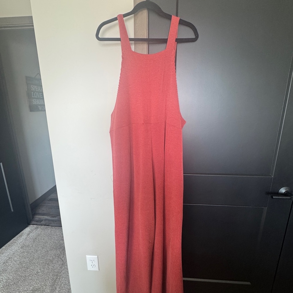 Elegant Rust Wide Leg Jumpsuit/Overslls - Picture 3 of 4
